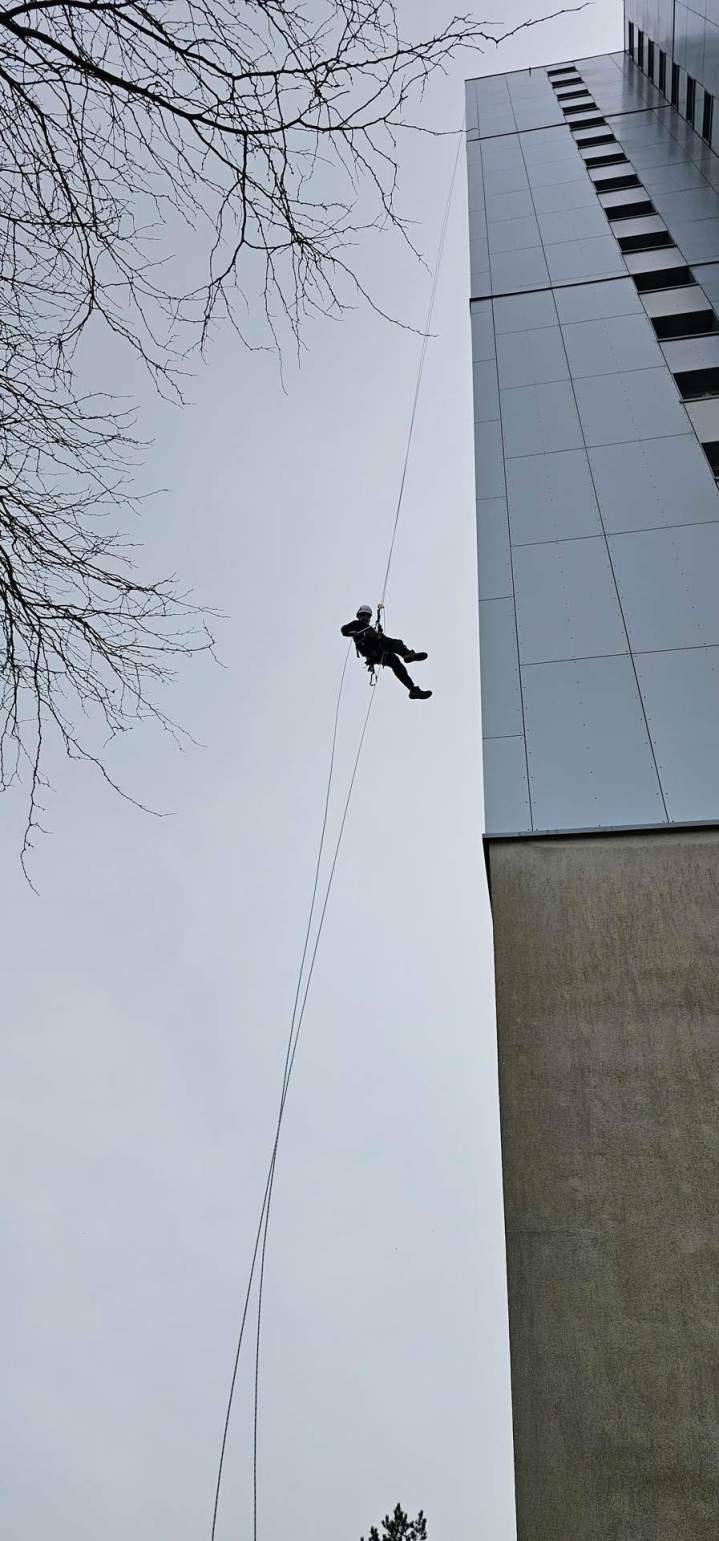 Travaux de nettoyage de façades en hauteur Nantes