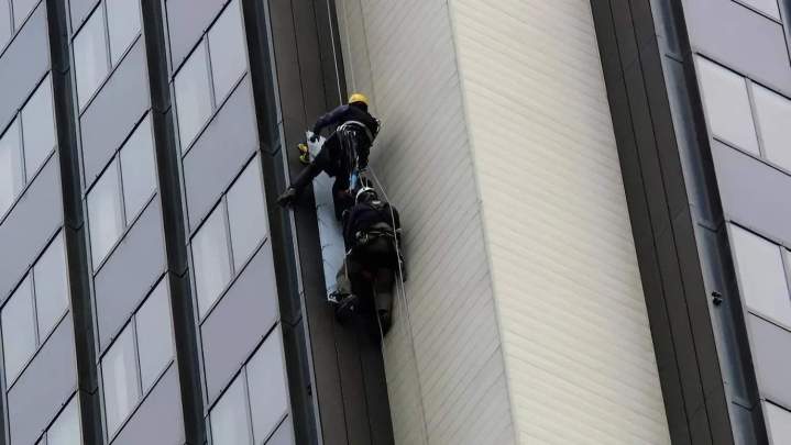 Travaux de nettoyage de façades en hauteur Nantes
